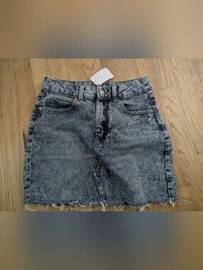 Cotton Wild Fable Denim Mini Skirt Size 4 Acid Wash Raw Hem Distressed Y2K